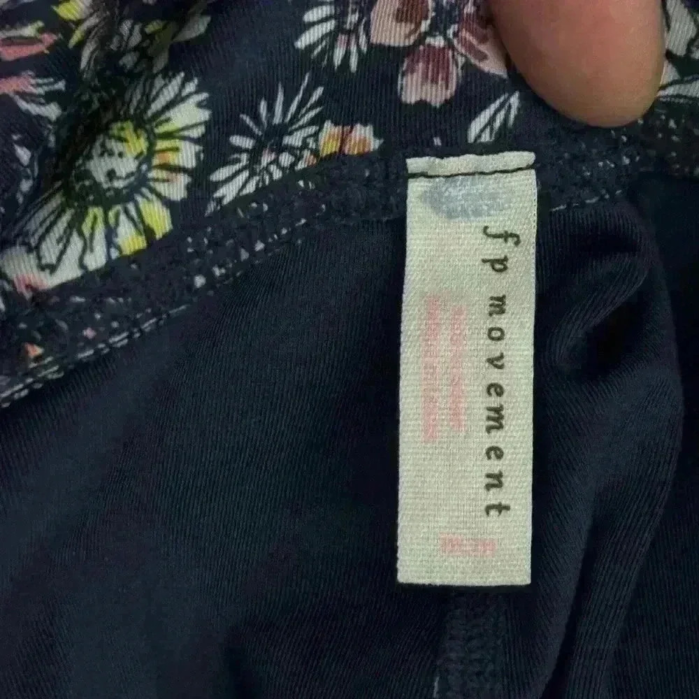 Free People Movement Navy Blue Eden Floral Leggings Sz M - Picture 10 of 10